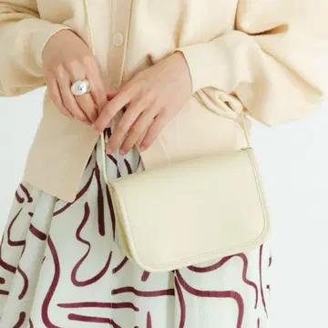 미사용 새상품 ITTI MICHELLE ERRAND POUCH