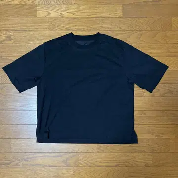 MUJI 블랙 티셔츠