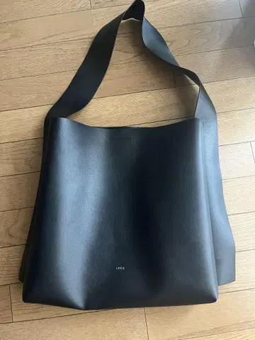 LECCPROJECT 렉 프로젝트 Big Bucket 블랙 비즈니스 백