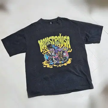 MONSTROUSA Art TAG T-shirts 그레이 새상품급