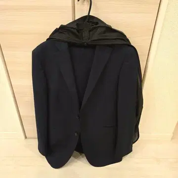 취업 활동에 추천하는 네이비 비즈니스 자켓