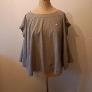 mina perhonen un jour 프렌치 소매 플레어 티셔츠 38