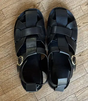 ZARA 가죽 플랫 케이지 샌들 블랙 26.6cm