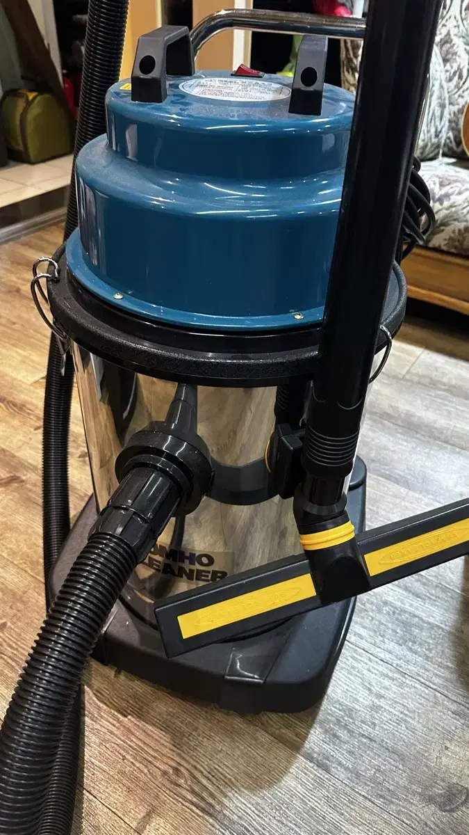 Kumho Commercial Vacuum Cleaner GH-S005BH