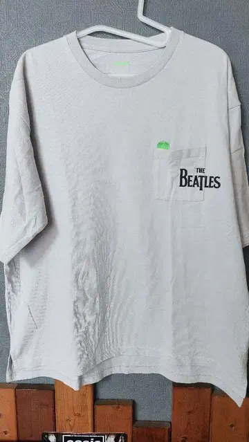 Beatles 비틀즈 자수 뮤직 5부 소매 티셔츠