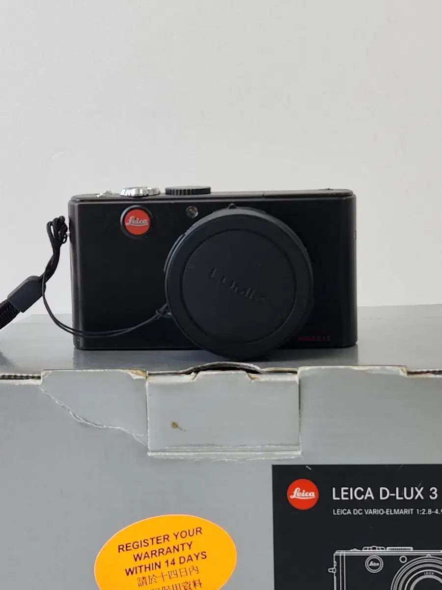 Leica D-LUX3 Camera