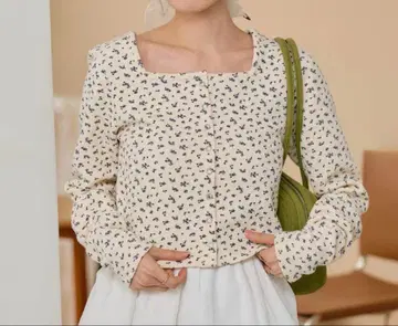 Kastane 미니 꽃무늬 써멀 가디건 아이보리