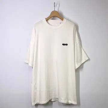 700FIL 반팔 티셔츠 XL 사이즈 화이트 화이트