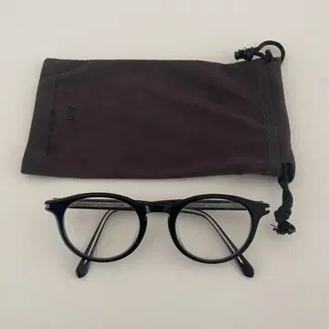 Zoff 유나이티드 애로우즈 블랙 콜라보 안경