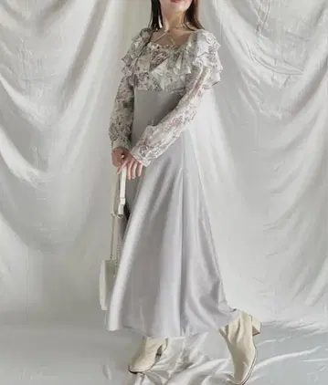 NOMAE 프릴 블라우스 도킹 원피스