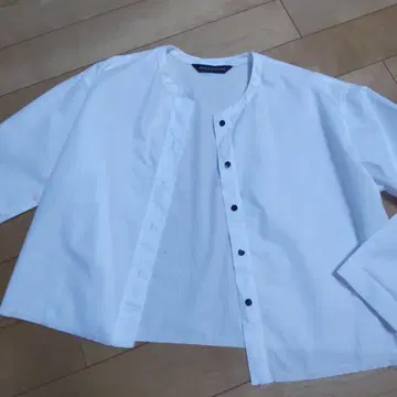 mizuiro ind 화이트 버튼 셔츠
