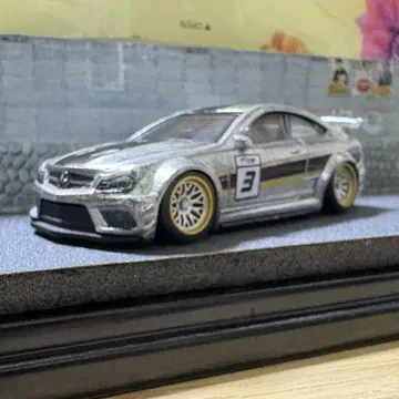 핫휠 더 맥 2012 메르세데스 벤츠 C63 AMG 커스텀 루즈