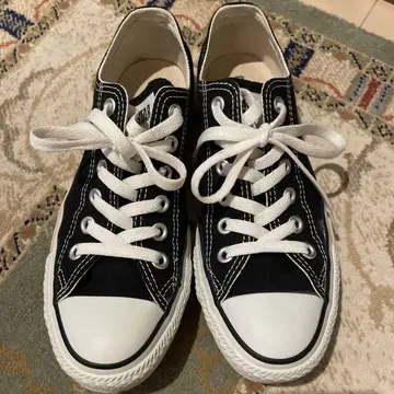 CONVERSE ALL STAR 블랙 스니커즈