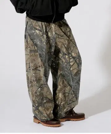1 TUCK REAL TREE PANTS/원턱 리얼 트리 팬츠 새상품