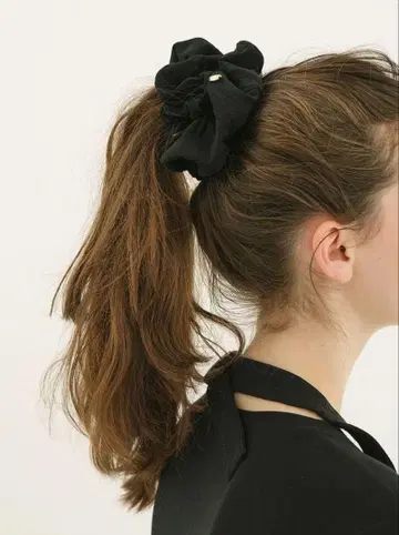 LINEN MEDIUM SCRUNCHIE 클라네 스크런치 블랙 완판템