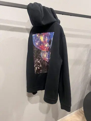 Emporio Armani 블랙 집업 후드티 L Used