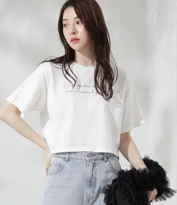 로고 티셔츠 프로포션
