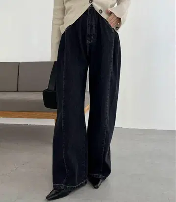 CAPRICIEUX LEMAGE 사이드 턱 데님 블랙 사이즈 36