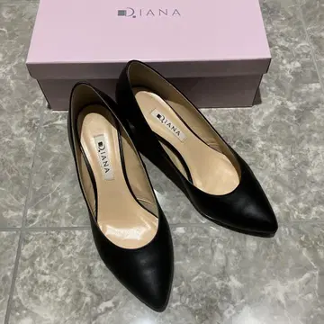 Diana 블랙 펌프스 23.5cm 하자품