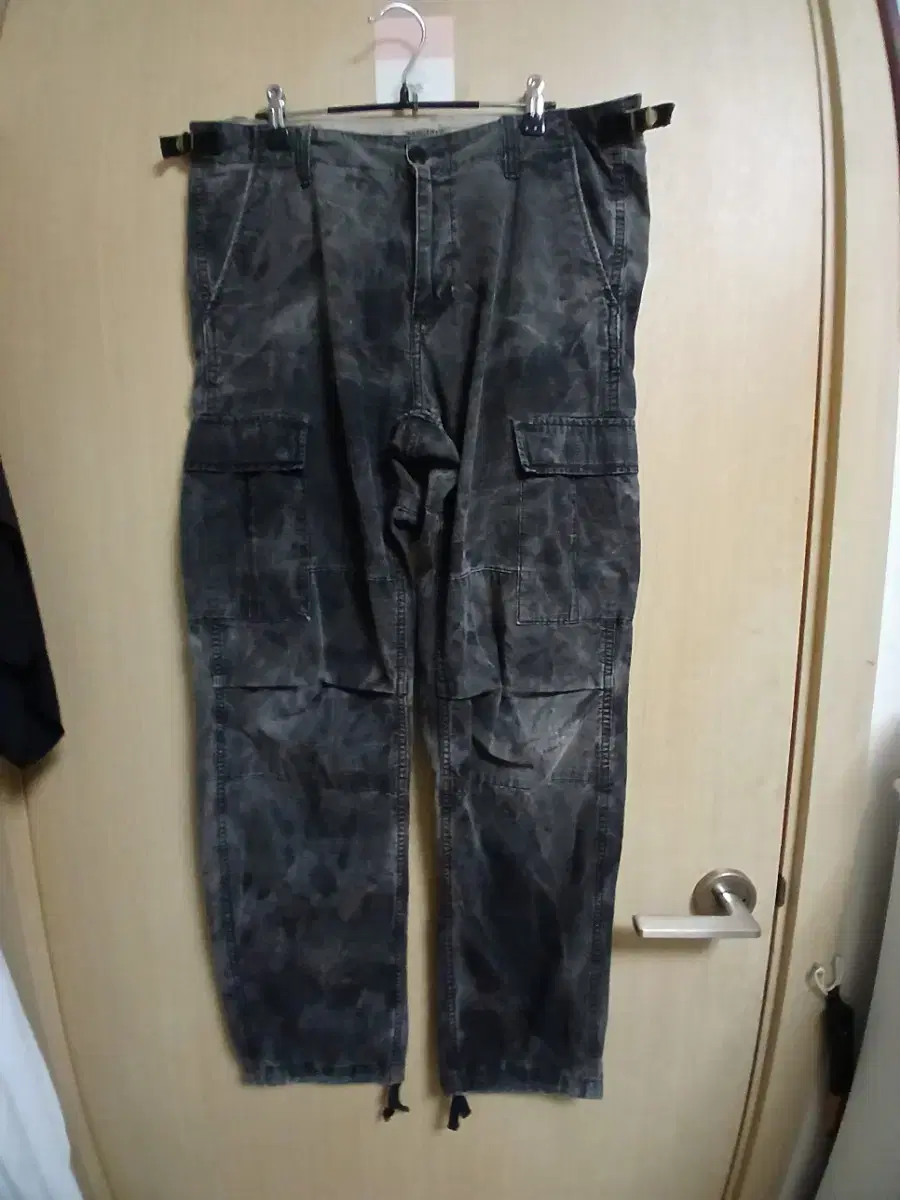 Carhartt WIP Washed Cargo - Size 32~(33), shipping included