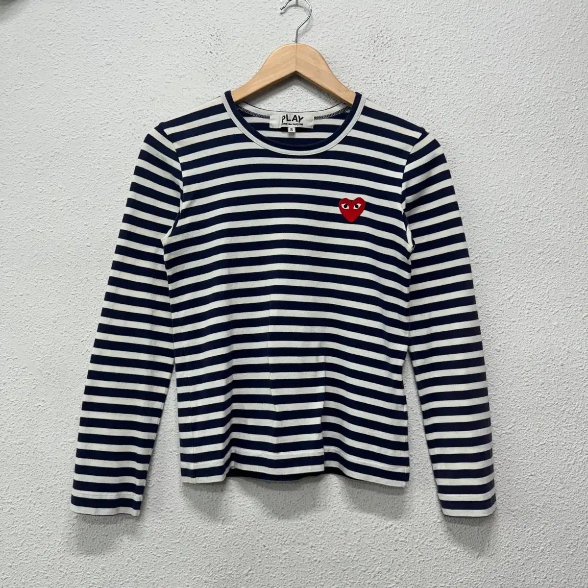 [S] Comme des Garçons Red Heart Patch Stripe Long Sleeve T-shirt N5704