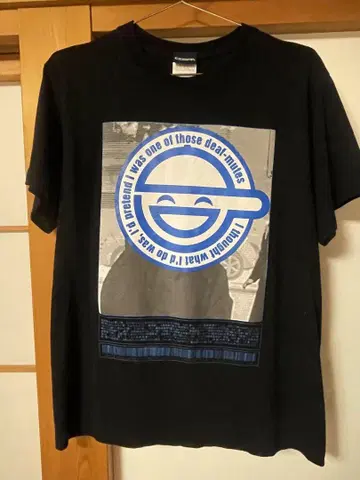 코스파 웃는 남자 블랙 티셔츠