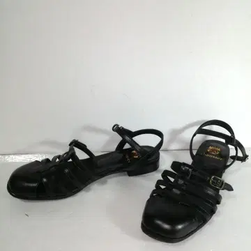 chausser 구르카 샌들 앵클 스트랩