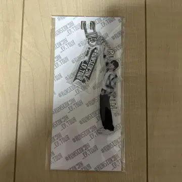 BTS 진 RUNSEOKJIN 팝업 아크릴 키링