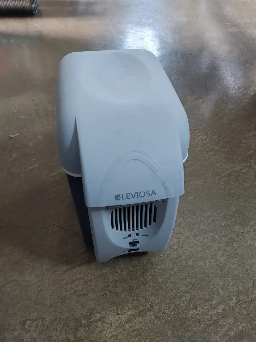 Leovisa Car Refrigerator BLD-10B