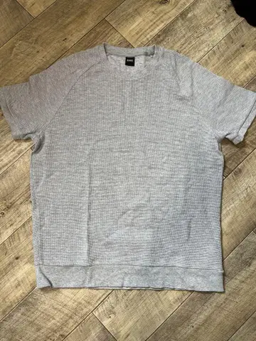 HUGO BOSS 티셔츠