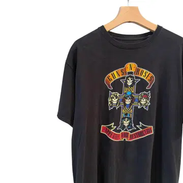 GUNS N' ROSES 크로스 스컬 티셔츠 블랙