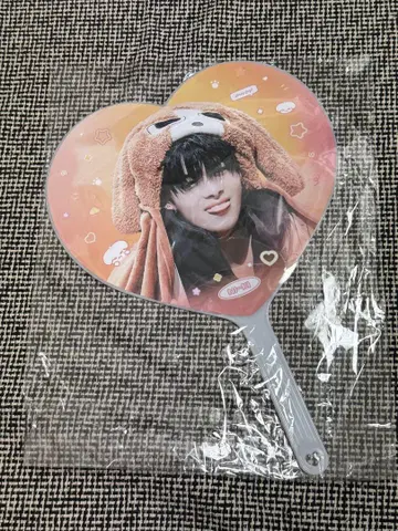 ENHYPEN 니키 부채 슬로건