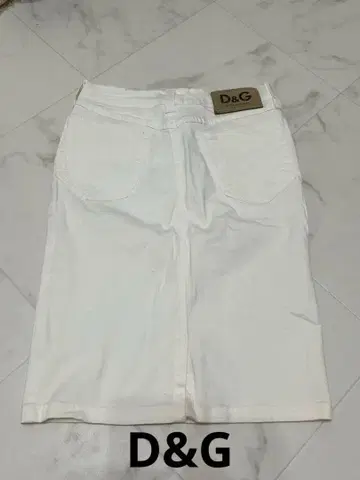 D&G 화이트 데님 타이트 스커트
