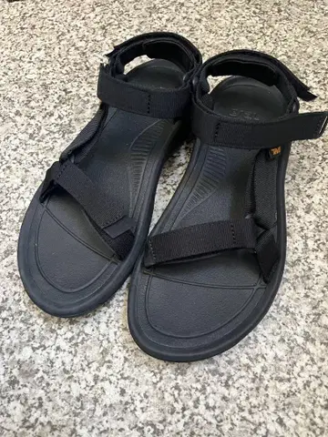초특가! 테바 teva 샌들 블랙 컬러