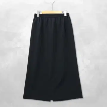 시선당 백 슬릿 크레이프 원단 개더 롱 스커트 타이트 블랙