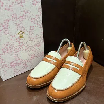 산요 산쵸 코인 로퍼 콤비 박스, 슈키퍼 포함