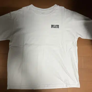 RVCA 화이트 티셔츠 M 사이즈