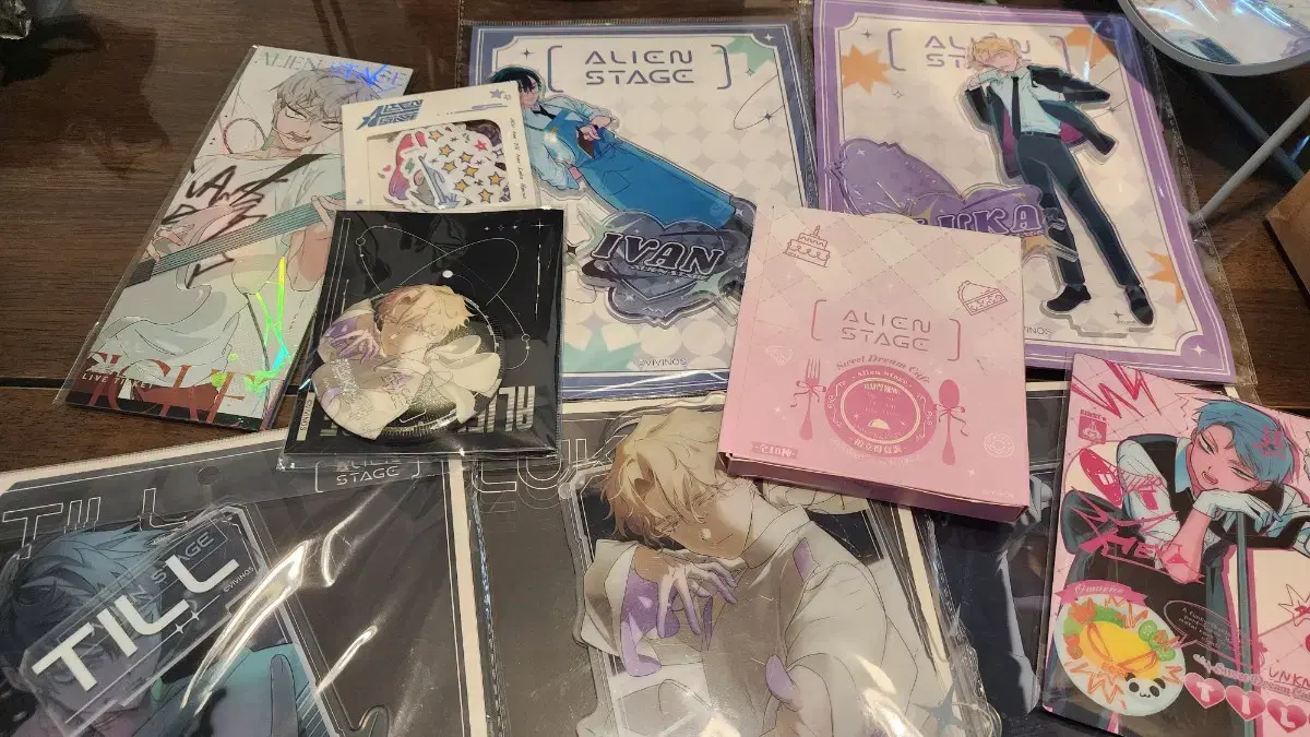 Ace Tee Illy Alien Stage Goods bulk