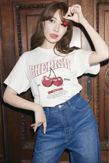 Herlipto 하립투 Cherish Tee 체리 티셔츠