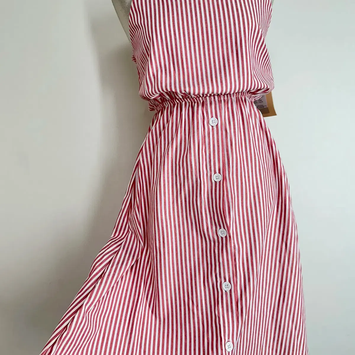 Backless Strap Sleeveless Onepiece s, Coincoz Onepiece 25 #코인코즈원피스,#끈나시원피스 ,#백리스원피스,#스트라이프원피스,#여름원피스 on Bunjang Global Site.