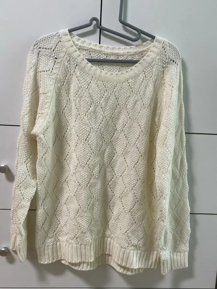 Dia Pattern See-Through Long Sleeve Tee