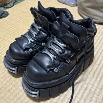 NEW ROCK 블랙 통굽 부츠 39