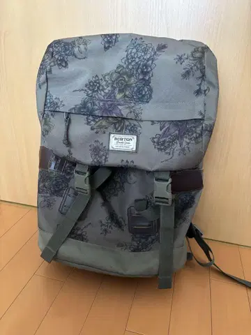 Burton 꽃무늬 백팩