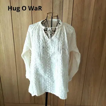 Hug O WaR 허그아워 전체 자수 풀오버