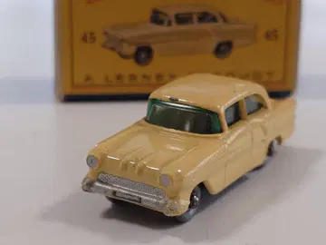 매치박스 No.45 Vauxhall Victor