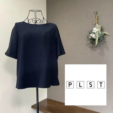 PLST 플라스테 블라우스 백 새틴 스트레치 플레어 슬리브