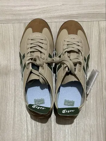 오니츠카타이거 스니커즈