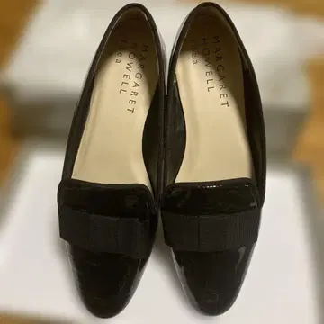새상품급 마가렛호웰 아이디어 블랙 로퍼 22.5cm