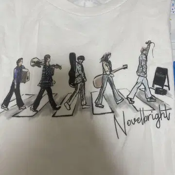 Novelbright 티셔츠