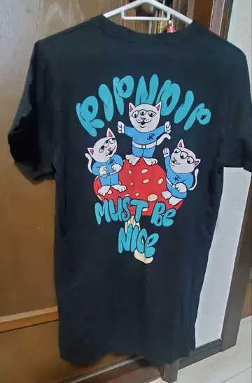 RIPNDIP 티셔츠